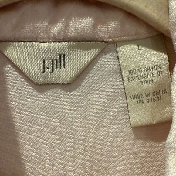 J. Jill Soft Pink Rayon Velvet Button Down Blouse size Large - Picture 2 of 13